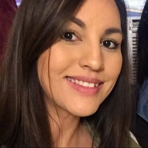 Meet your Posher, Torri